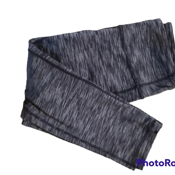 Athleta Energy chaturanga Capri pants - Picture 3 of 7